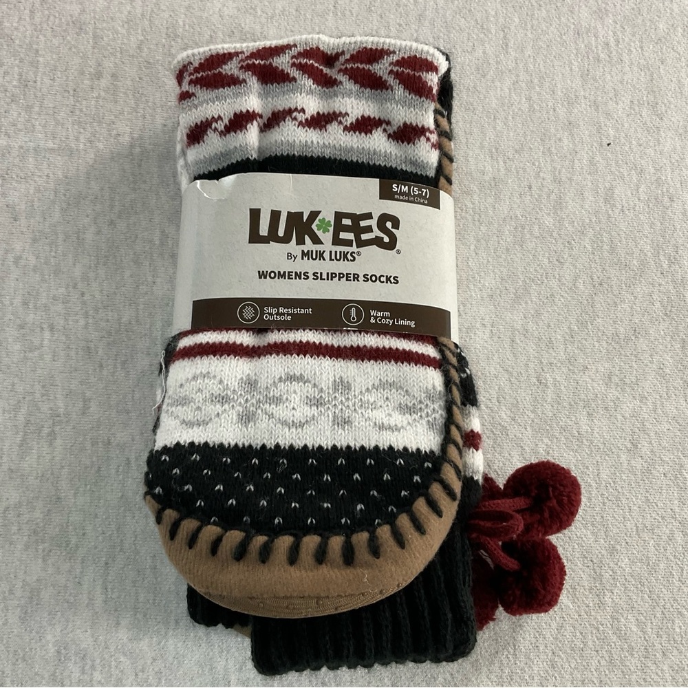 LUKEES BY MUK LUKS WOMEN’S SLIPPER SOCKS SLIP RESISTANT OUTSOLE SIZE: S/M 5-7